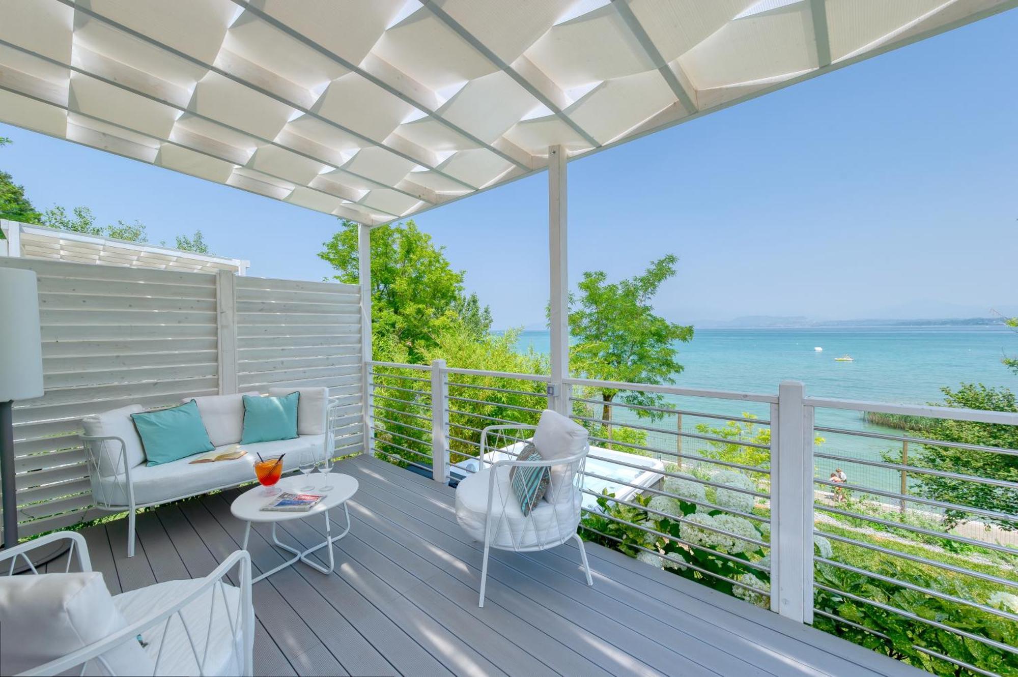 San Benedetto Camping Relais Peschiera del Garda Buitenkant foto
