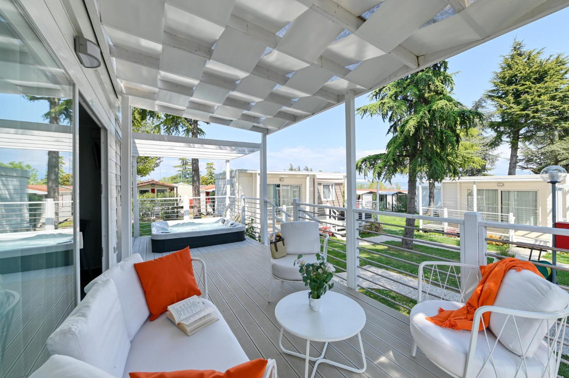 San Benedetto Camping Relais Peschiera del Garda Buitenkant foto