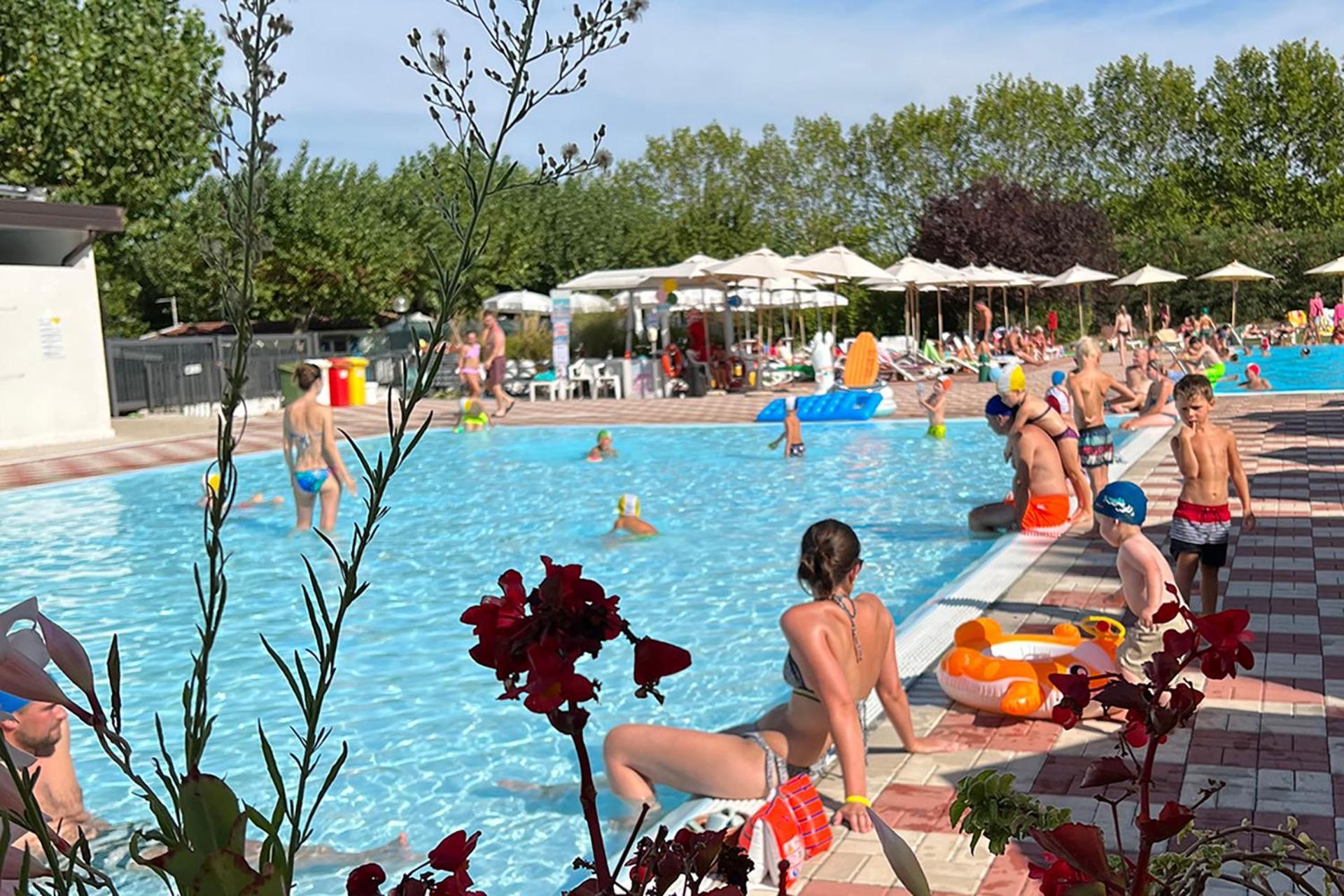 San Benedetto Camping Relais Peschiera del Garda Buitenkant foto